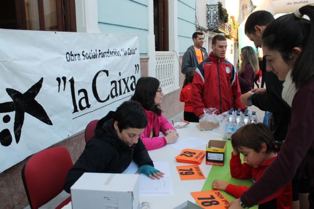 La popular San Silvestre contó con la participación de más de trescientos corredores - 4, Foto 4