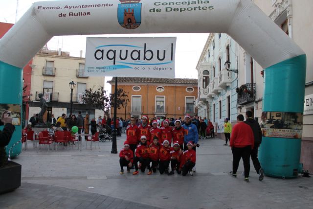 La popular San Silvestre contó con la participación de más de trescientos corredores - 5, Foto 5