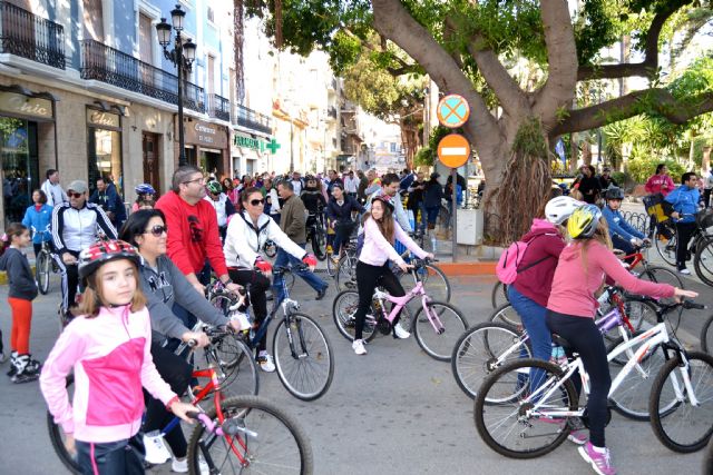 El Paseo Ciclista de Reyes en Águilas reúne a trescientas personas - 2, Foto 2