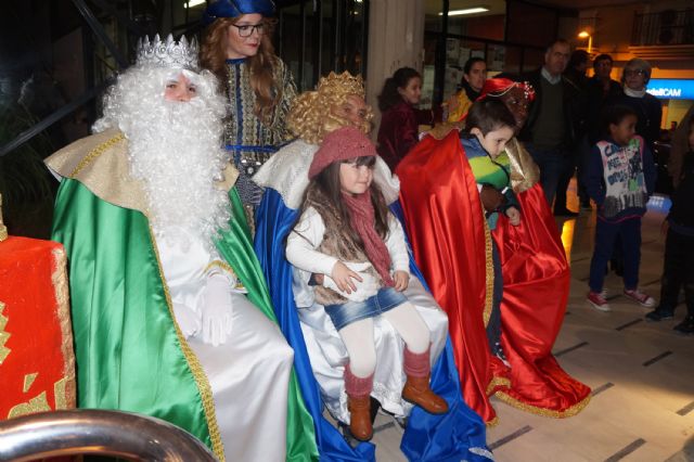 Los Reyes Magos participaron en la tradicional Cabalgata en Ceutí - 3, Foto 3