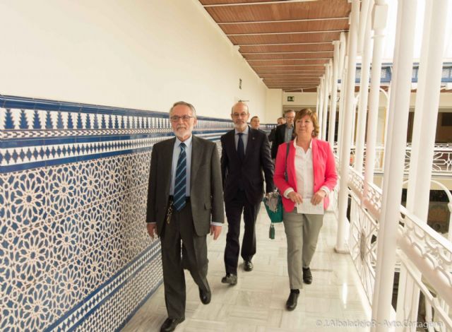 La Democracia Española, analizada desde una perspectiva histórica - 2, Foto 2