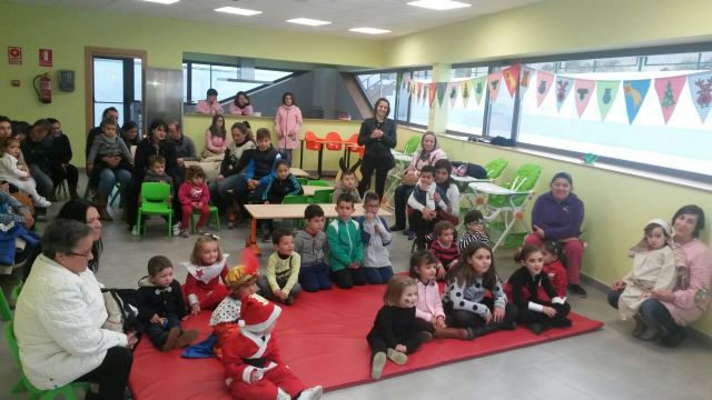 Jornadas de Puertas Abiertas en la nueva guardería pública junto al colegio Asunción Jordán de Puerto Lumbreras - 3, Foto 3