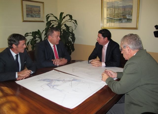 Bernabé reitera el compromiso del Gobierno con la dársena de contenedores de Cartagena - 1, Foto 1