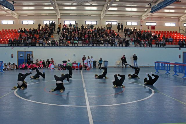 Puerto Lumbreras se apunta a gimnasia rítmica con una exhibición y la creación de una escuela en el Centro Deportivo - 2, Foto 2