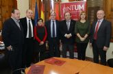 La empresa Aguas de Murcia destina 5.000 euros a la Plataforma Social de la Universidad de Murcia