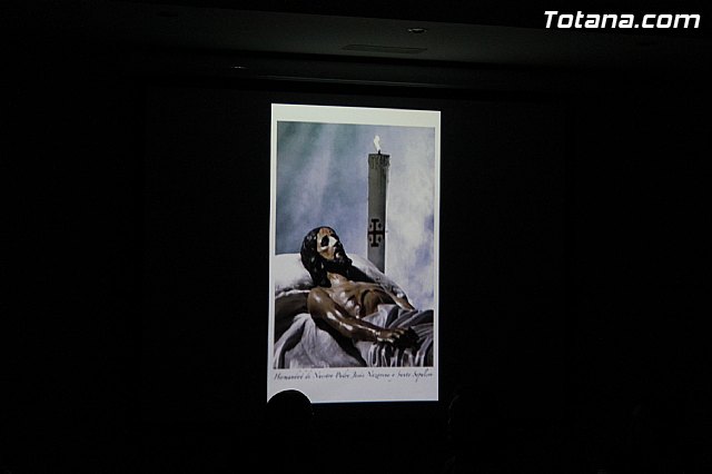 La alcaldesa felicita a la pregonera y nazareno de honor de la Semana Santa del 2015 - 10