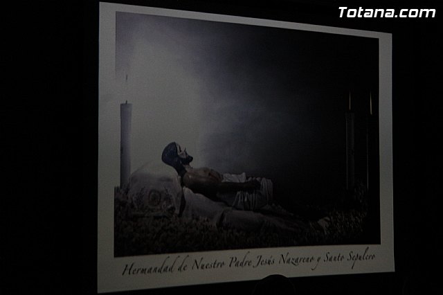 La alcaldesa felicita a la pregonera y nazareno de honor de la Semana Santa del 2015 - 11