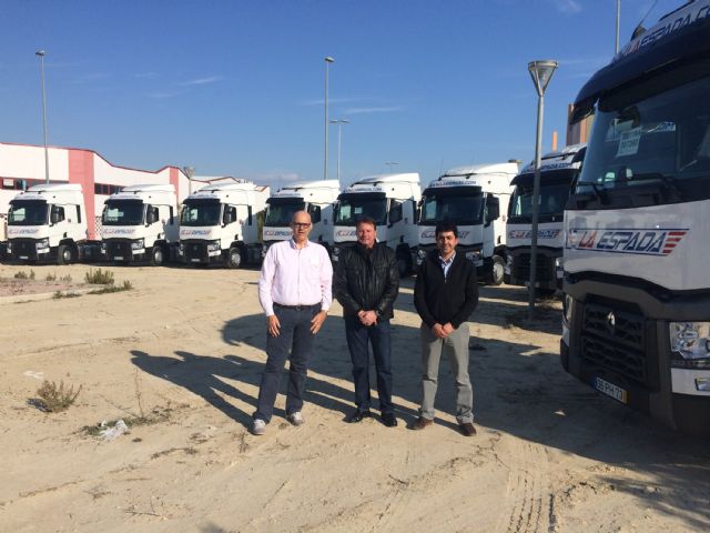 Transportes La Espada centraliza su actividad en Ceutí e invertirá 3 millones de euros en 2015 - 2, Foto 2