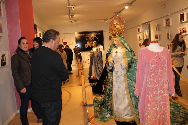 Inaugurada la exposición conmemorativa del 125 aniversario de la imagen de la Virgen de los Dolores - 4, Foto 4