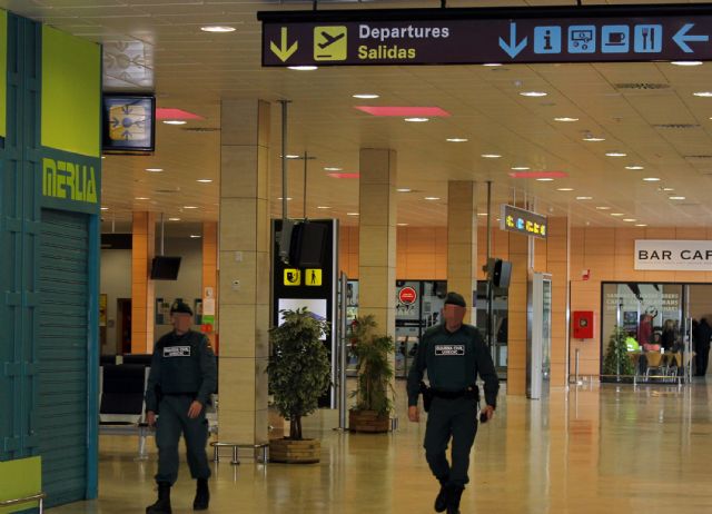 La Guardia Civil refuerza los servicios de vigilancia de infraestructuras críticas y de objetivos de interés en la Región - 4, Foto 4