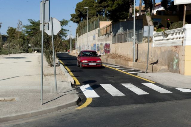 El ayuntamiento paga duros a 4 pesetas en las obras de asfaltado del municipio - 1, Foto 1