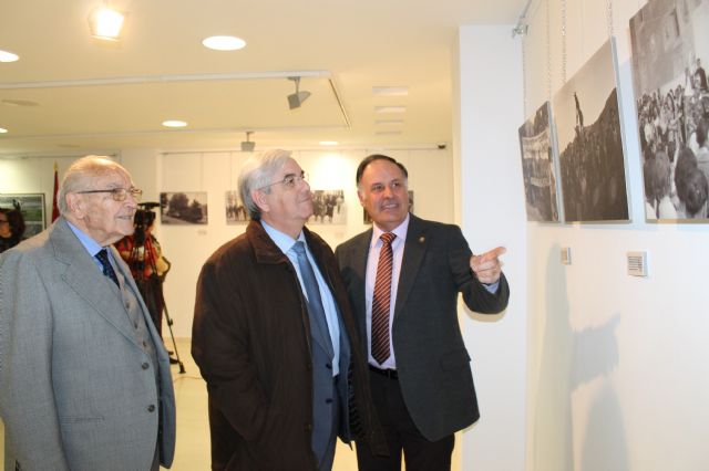 La vida social y cultural de la Jumilla del siglo pasado, puesta en valor a través de las fotografías de José Antonio Tomás - 4, Foto 4