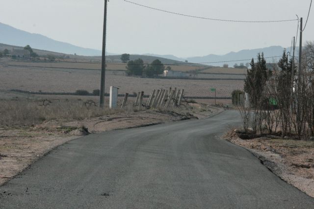 Agricultura invierte 51.000 euros en el asfaltado del camino de Las Cabezuelas - 2, Foto 2