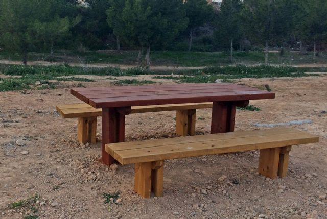 El Ayuntamiento torreño instala bancos y mesas en zonas naturales de ocio del municipio - 4, Foto 4