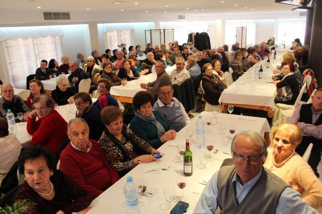 El club de Pensionistas celebra su asamblea anual y reconoce a los socios de mayor edad - 2, Foto 2