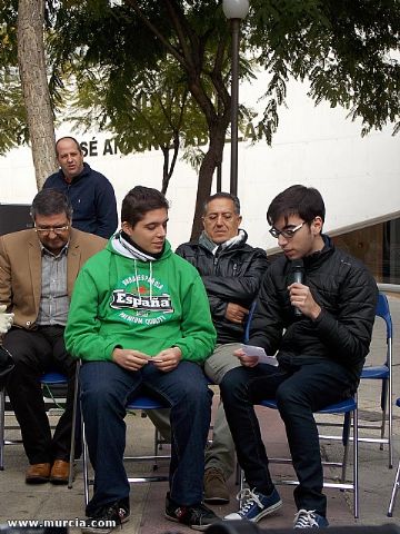 El PSOE apuesta por la participacin ciudadana y la transparencia para cambiar el rumbo de las polticas de castigo del PP - 12