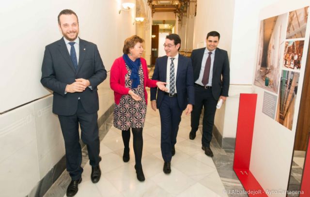 45 alumnos trabajadores finalizan su formación práctica con la ADLE - 2, Foto 2