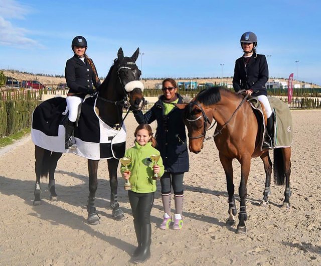 Primer concurso del año 2015 en Complejo Aros - 1, Foto 1