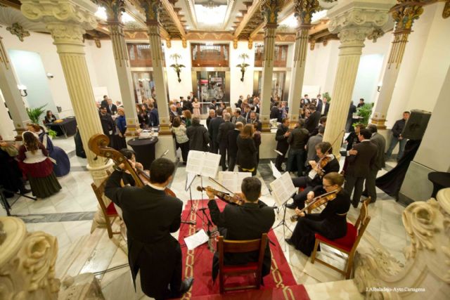 El Ayuntamiento dio la bienvenida a los cruceros de invierno - 2, Foto 2