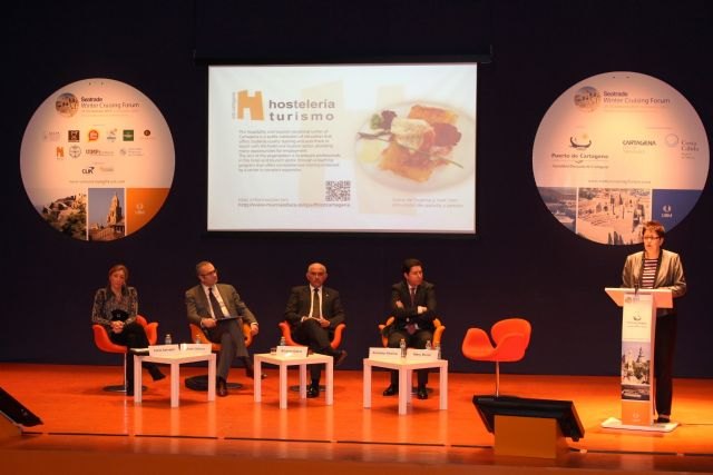 Garre destaca la consolidación de Cartagena como punto estratégico del turismo de cruceros - 2, Foto 2