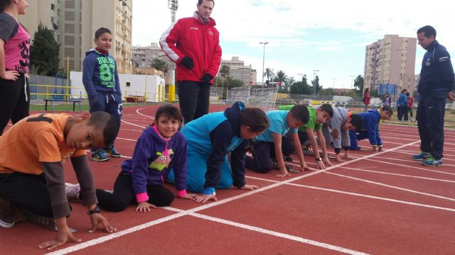 La Pista Municipal de Atletismo acogió al colegio Vicente Medina de Los Dolores - 2, Foto 2