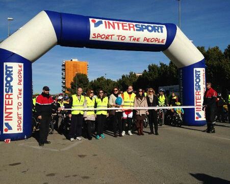 Más de 600 personas se dan cita en la marcha cicloturista solidaria - 4, Foto 4
