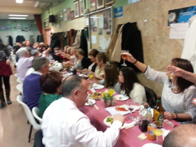 Los mayores de Llano de Brujas ya tienen reina - 2, Foto 2