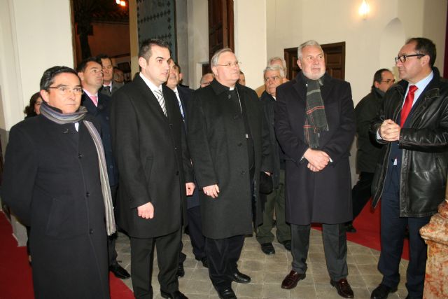 El obispo Lorca Planes inaugura la exposición que reúne las 15 imágenes de Cristo de la Semana Santa de Cehegín - 4, Foto 4