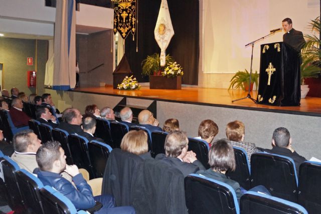 Arrancan los actos de celebración del 50° aniversario de la Cofradía del Santísimo Cristo Crucificado torreña - 2, Foto 2