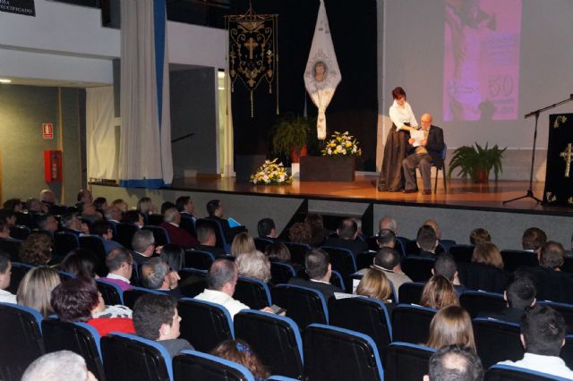 Arrancan los actos de celebración del 50° aniversario de la Cofradía del Santísimo Cristo Crucificado torreña - 3, Foto 3