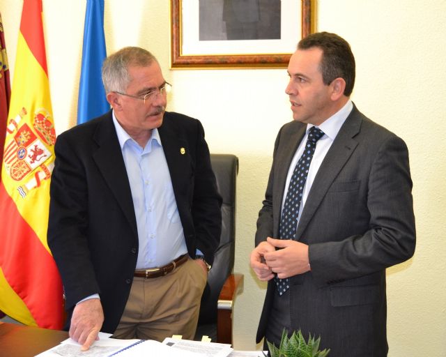 La Comunidad financiará la reposición de servicios en el entorno del Cabezo de Agua, en Águilas - 1, Foto 1