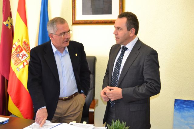 La Comunidad financiará la reposición de servicios en el entorno del 'Cabezo del Agua' en Águilas - 1, Foto 1