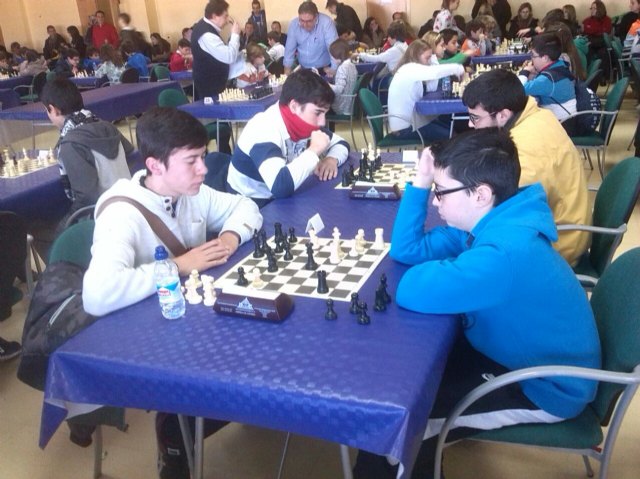 Doce escolares de Totana participaron en la 1ª jornada regional de ajedrez de Deporte Escolar - 2