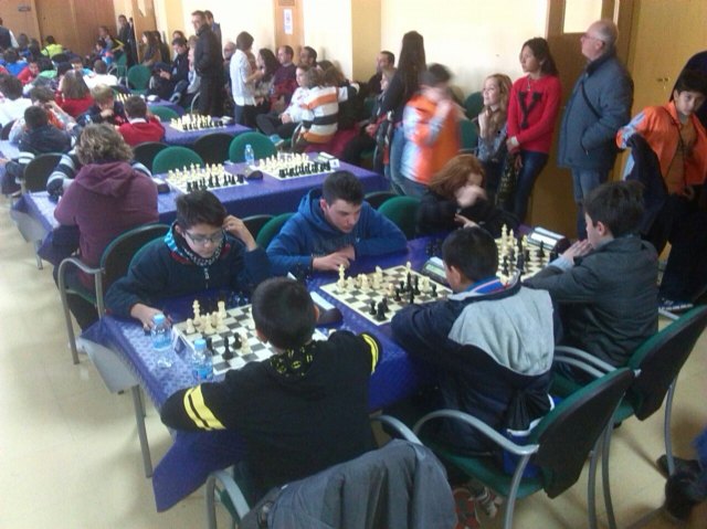 Doce escolares de Totana participaron en la 1ª jornada regional de ajedrez de Deporte Escolar - 5