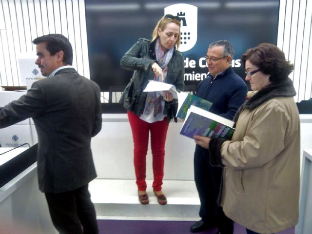 La Fundación Carmen Montero Medina dona libros a cofradías y asociaciones culturales de Las Torres de Cotillas - 2, Foto 2