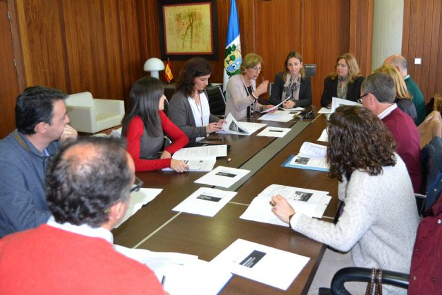 Mesa de trabajo sobre la LOMCE en San Pedro del Pinatar - 1, Foto 1