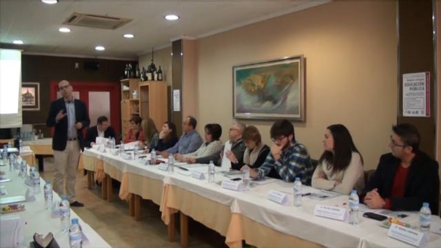 La comunicación y la educación pública, protagonistas de la primera Jornada Formativa del PSOE de Alhama - 2, Foto 2