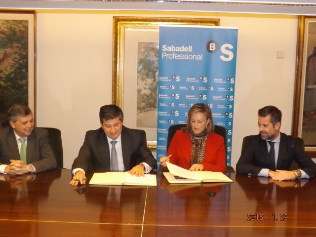 SabadellCAM será el patrocinador oficial del Palacio de Ferias y Exposiciones de la Región de Murcia durante el año 2015 - 2, Foto 2