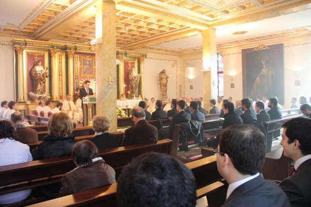 El Sr. Obispo celebra Santo Tomás de Aquino junto a profesores y alumnos del CETEP - 1, Foto 1