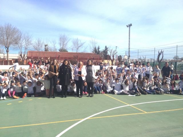 Educación conmemora el ´Día Escolar de la No Violencia y la Paz´ con actos en colegios e institutos - 1, Foto 1