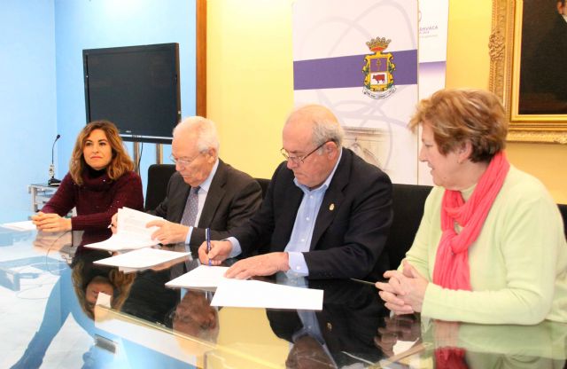 El Ayuntamiento de Caravaca renueva su compromiso con Proyecto Hombre - 1, Foto 1
