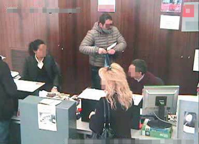 La Guardia Civil desmantela un grupo criminal dedicado a asaltar bancos en Murcia - 3, Foto 3