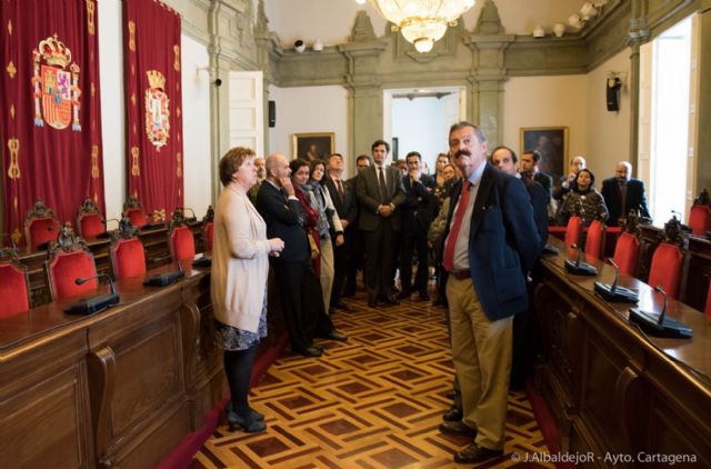 La alcaldesa saluda a los alumnos del XXXV Curso de Defensa Nacional - 3, Foto 3