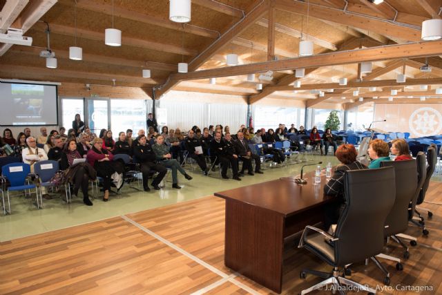 Concienciación y trabajo conjunto para acabar con la violencia de género - 5, Foto 5