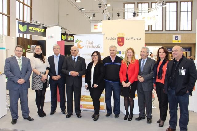 El presidente Garre destaca que el sector hortofrutícola murciano incrementó un cinco por ciento las exportaciones a pesar del veto ruso - 1, Foto 1