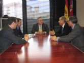 El consejero de Fomento se rene con representantes de la empresa concesionaria del Tranva de Murcia