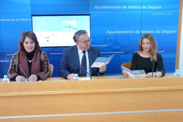 Almudena Grandes, Bernardo Atxaga, Julio Llamazares, Maite Carranza y Benjamín Prado, protagonistas del Ciclo Escritores en su tinta 2015 de Molina de Segura - 1, Foto 1