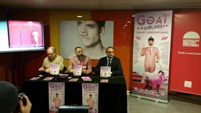 Un disparatado espectáculo llena Murcia de humor, música y acrobacias - 1, Foto 1