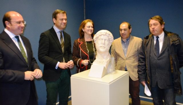 Hallado en Yecla un busto de mármol del emperador Adriano en excelente estado de conservación - 1, Foto 1
