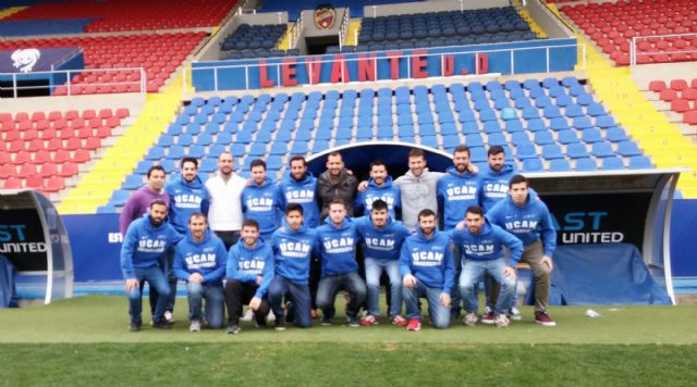 Prácticas de Primera con el Valencia y el Levante - 1, Foto 1